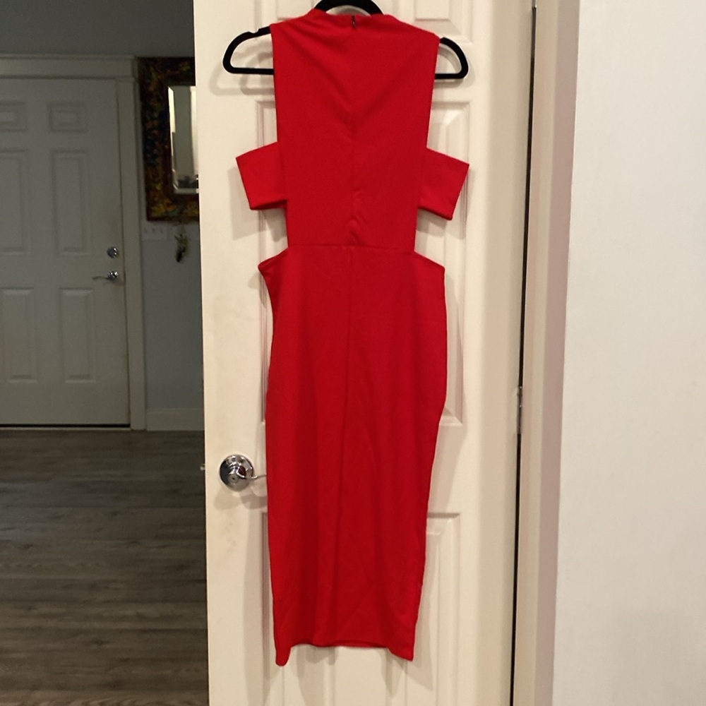 Missguided Red Cutout Midi Pencil Dress - Picture 6 of 7